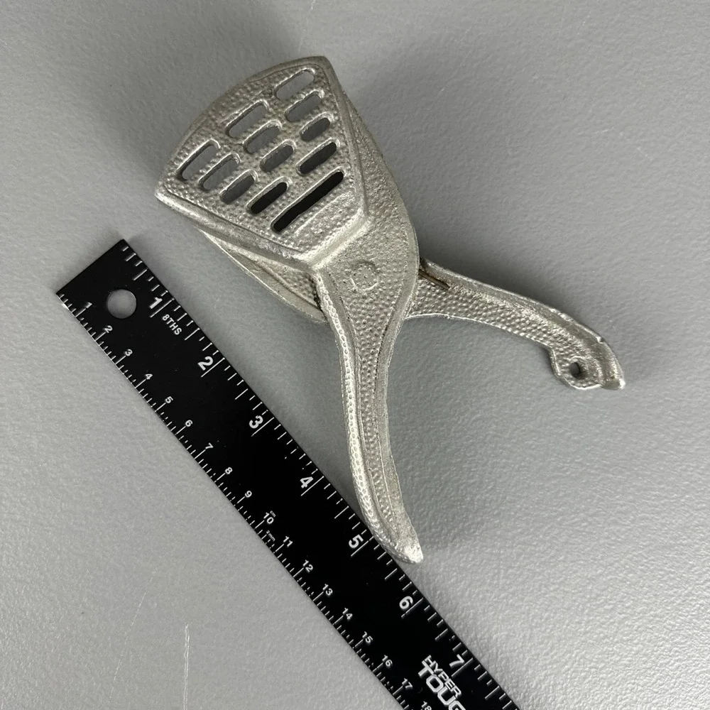 Vintage Textured Aluminum Citrus Juicer - Lemon/Lime - Squeezer